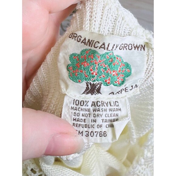 1970s Vintage Arpeja Acrylic Rosette Top / 70s Organically Grown Crochet  Medium - Picture 2 of 6